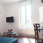 L'arbois - T2 Pour 4 Personnes * Tours